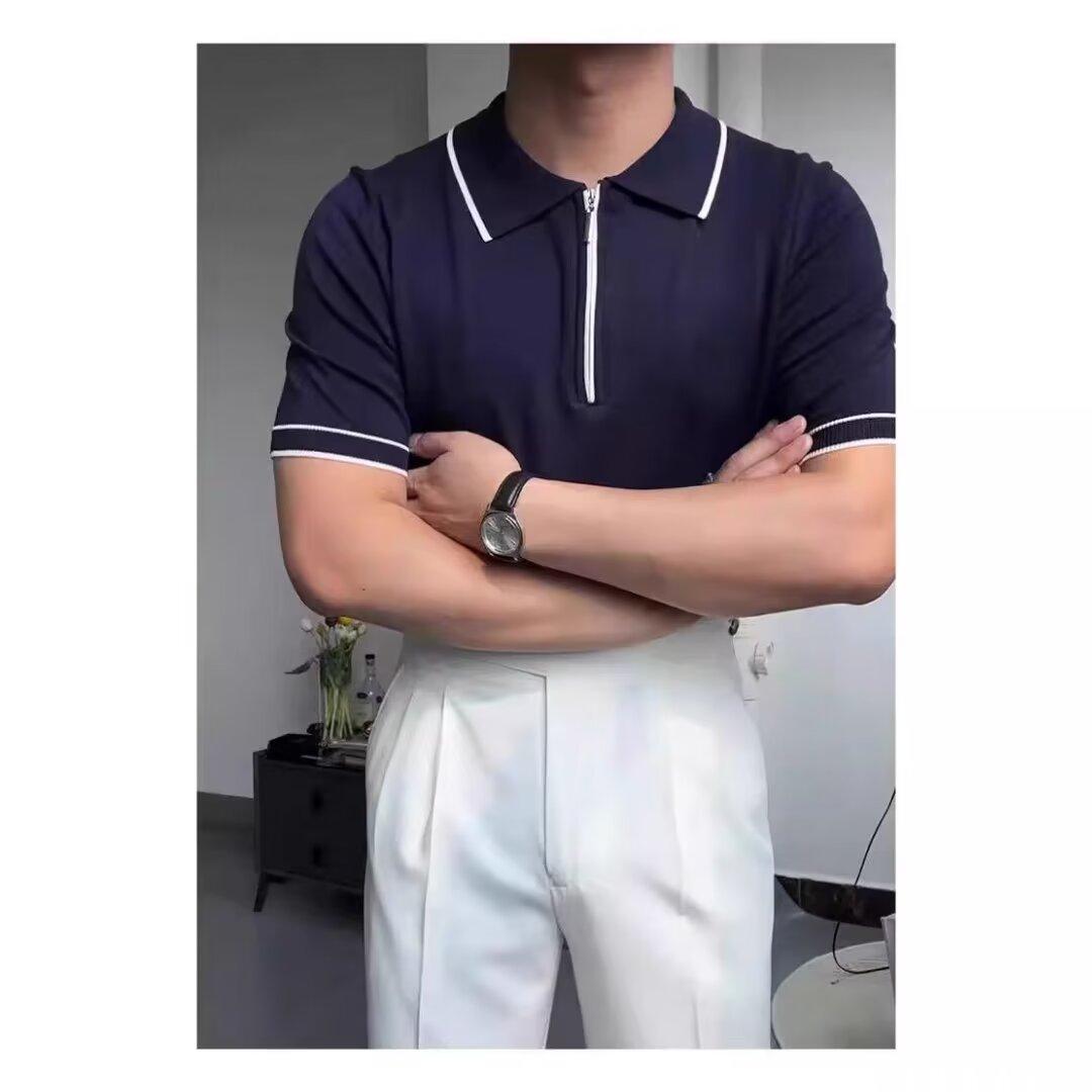 Летняя мужская футболка с отложным воротником, легкая деловая повседневная футболка-поло с коротким рукавом, вязаная футболка с коротким рукавом на молнии до половины M темно-синий
Летняя мужская футболка с отложным воротником, легкая деловая повседневная футболка-поло с коротким рукавом, вязаная футболка с коротким рукавом на молнии до половины M темно-синий