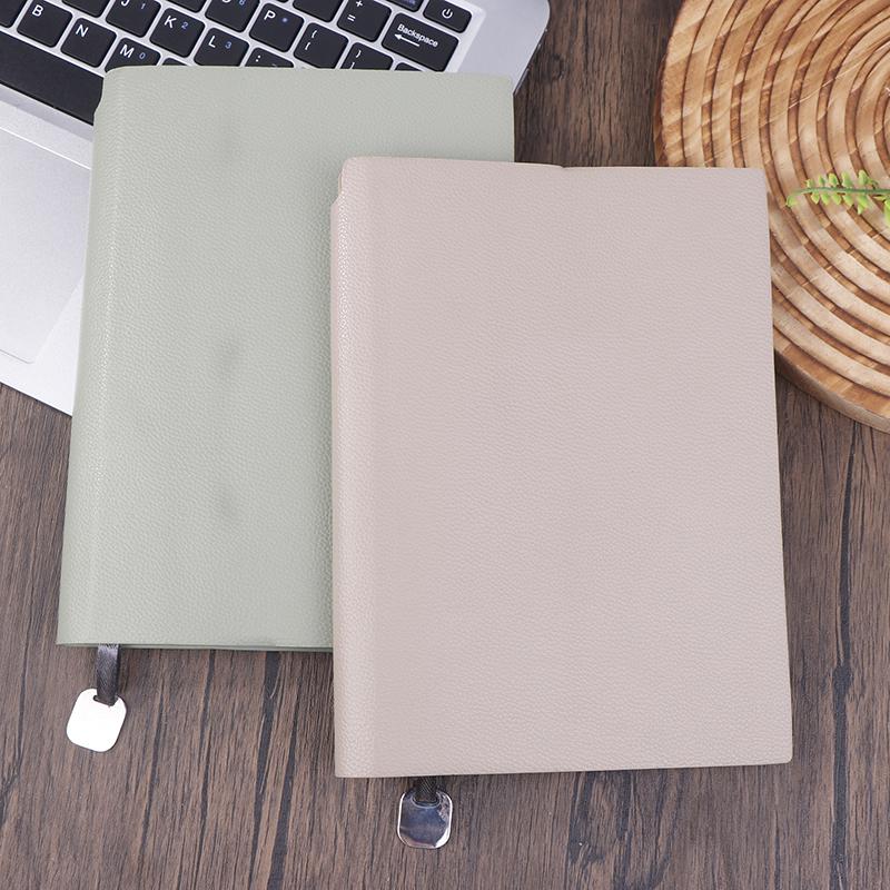 1Pcs Notebook A5 Imitation Leather Business Notebook Set Thickened Soft Leather Surface Stationery синій
1Pcs Notebook A5 Imitation Leather Business Notebook Set Thickened Soft Leather Surface Stationery синій