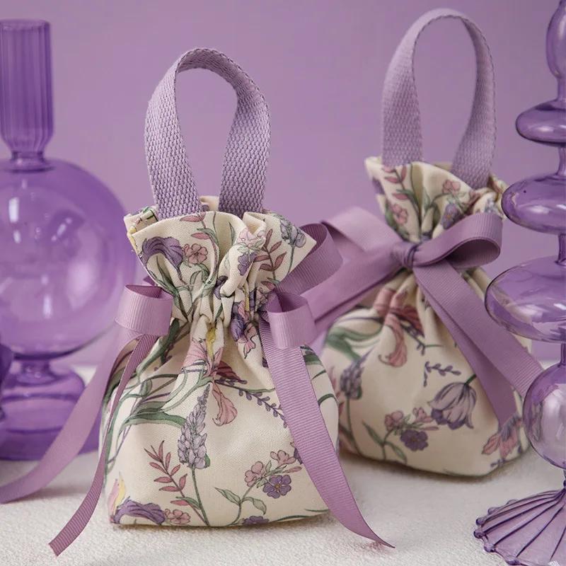 10 Pcs/Lot Fashion Canvas Flower Drawstring Bag Wedding Candy Packaging Boxes Small Gift Portable Packaging Cloth Bag Wholesale 10pcs&9.5x5.5x14.5cm фіолетовий
10 Pcs/Lot Fashion Canvas Flower Drawstring Bag Wedding Candy Packaging Boxes Small Gift Portable Packaging Cloth Bag Wholesale 10pcs&9.5x5.5x14.5cm фіолетовий