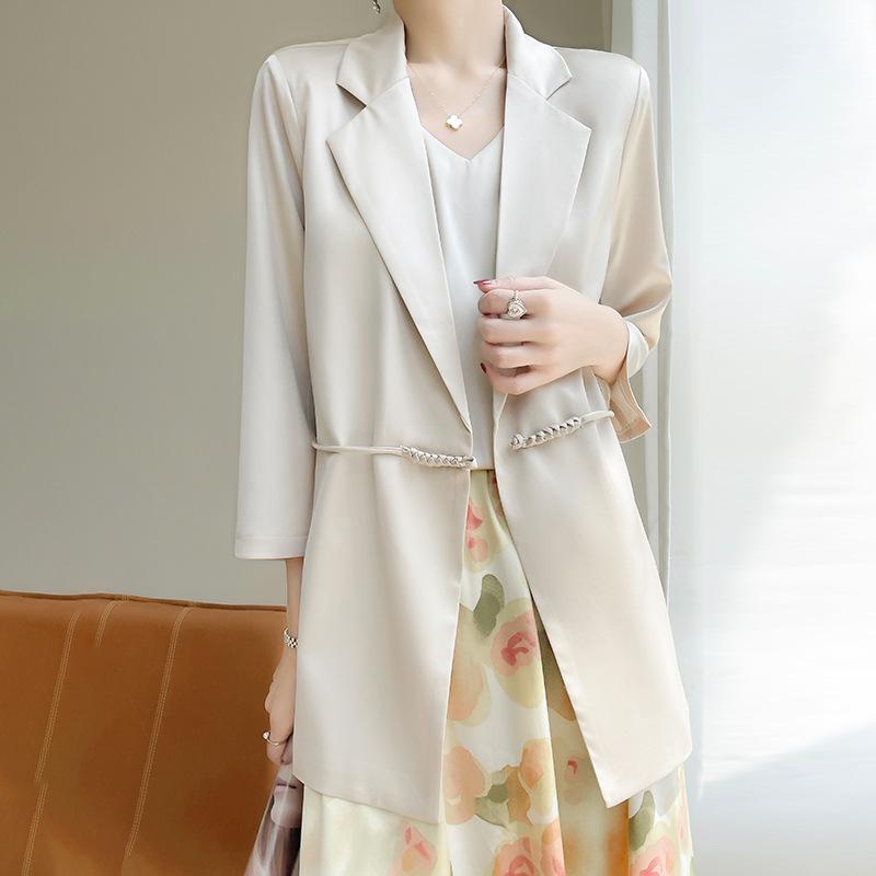 Waist Buckle V-neck Small Suit Womens Summer Updated One Tone Temperament Commuter Seven-quarter Sleeve Jacket Top XL шампанського
Waist Buckle V-neck Small Suit Womens Summer Updated One Tone Temperament Commuter Seven-quarter Sleeve Jacket Top XL шампанського