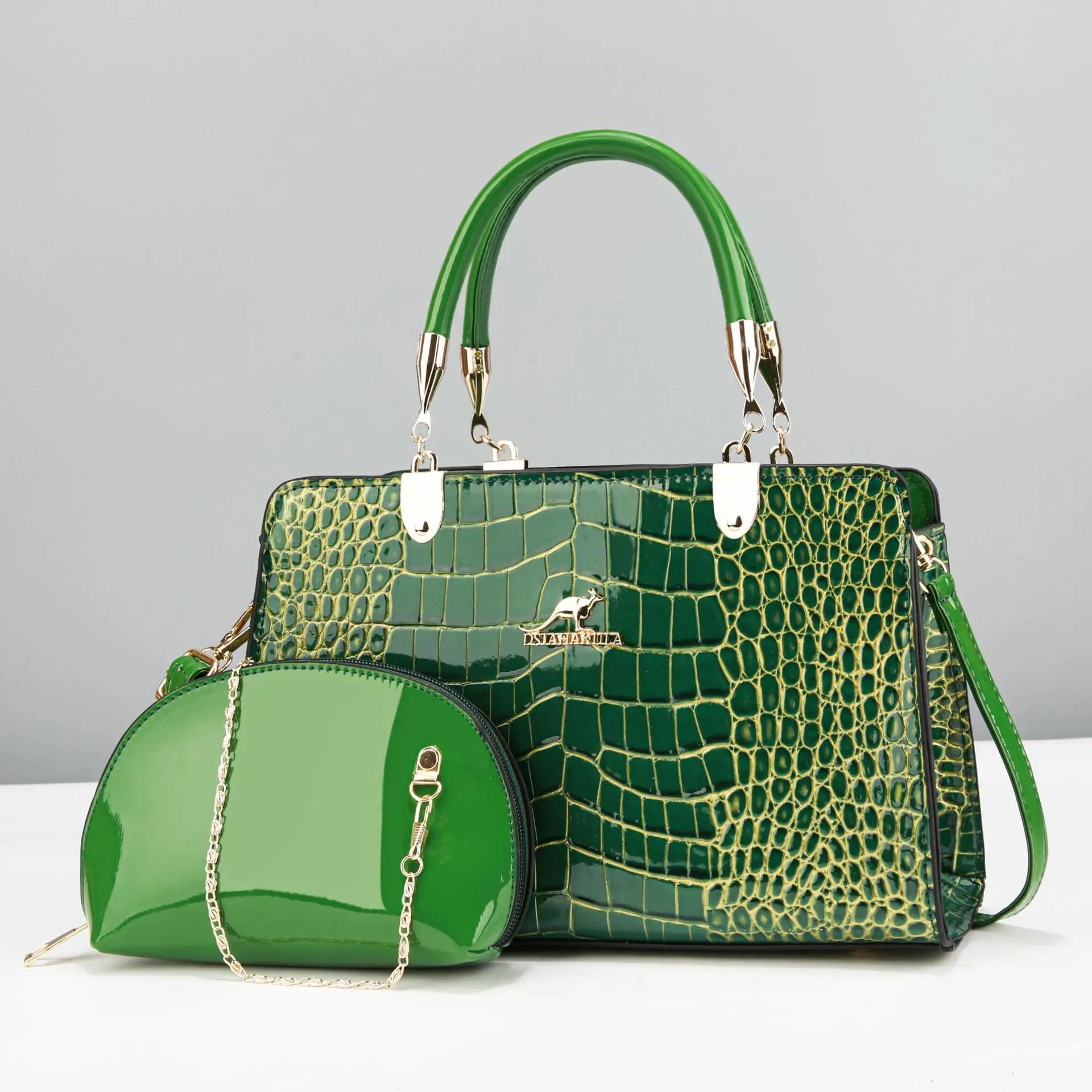 Яркая кожаная атмосферная женская сумка-тоут, классическая модная женская сумка, комплект из двух предметов, женская сумка с кошельком, сумка через плечо
Яркая кожаная атмосферная женская сумка-тоут, классическая модная женская сумка, комплект из двух предметов, женская сумка с кошельком, сумка через плечо