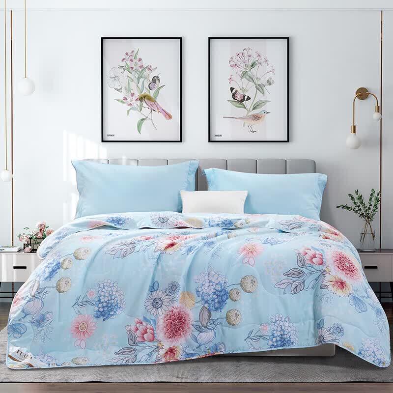 FUANNA Antibacterial Seven-Hole Printed Summer Quilt
FUANNA Antibacterial Seven-Hole Printed Summer Quilt