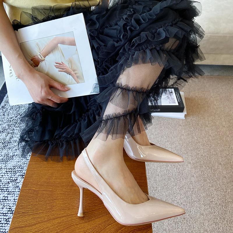 G860-15 European and American style Spring and summer 2025 new empty banquet high heels pointed hollow high heels single shoes women 34 чёрный
G860-15 European and American style Spring and summer 2025 new empty banquet high heels pointed hollow high heels single shoes women 34 чёрный
