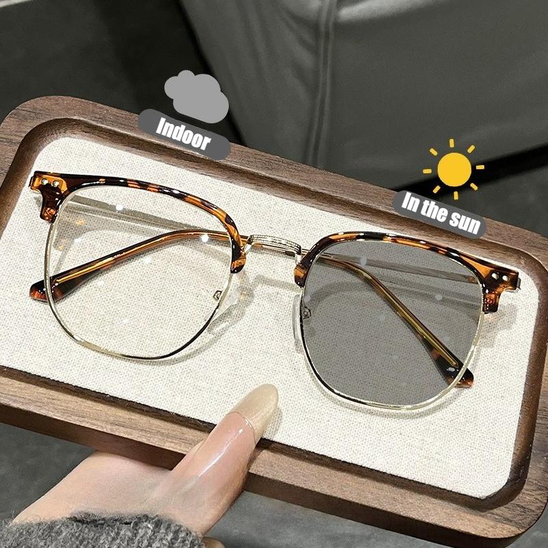 New Fashion Reading Glasses Photochromic Anti Blue Light Glasses Plus Graded Eyeglasses Sun Shade Sunglasses+1.25+1.75+2.25+2.75 0 леопардовый
New Fashion Reading Glasses Photochromic Anti Blue Light Glasses Plus Graded Eyeglasses Sun Shade Sunglasses+1.25+1.75+2.25+2.75 0 леопардовый