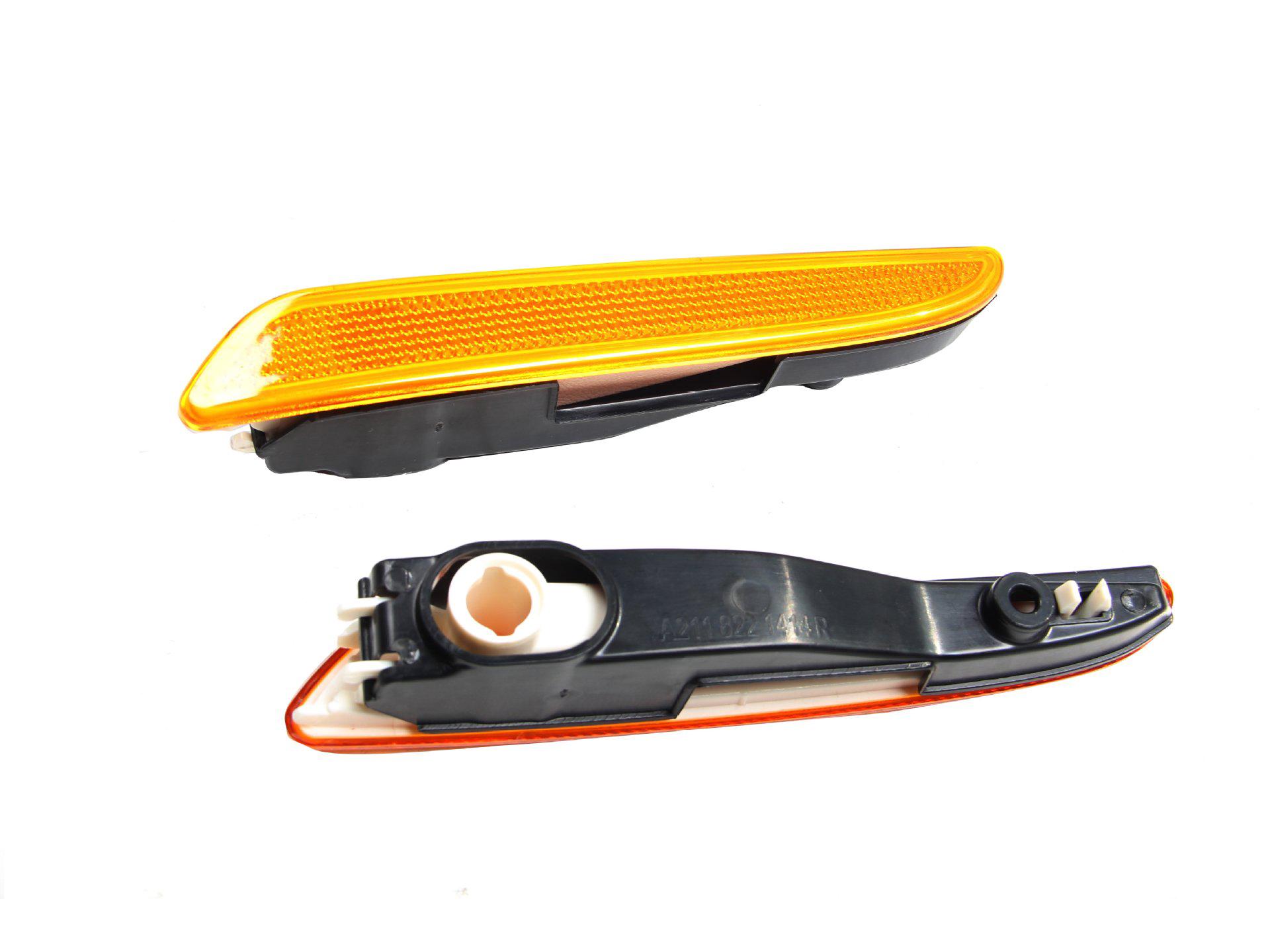 Compatible Side Lights for Mercedes-Benz E-Class W211 (2007-2009) A2118200921L A2118201021R
Compatible Side Lights for Mercedes-Benz E-Class W211 (2007-2009) A2118200921L A2118201021R