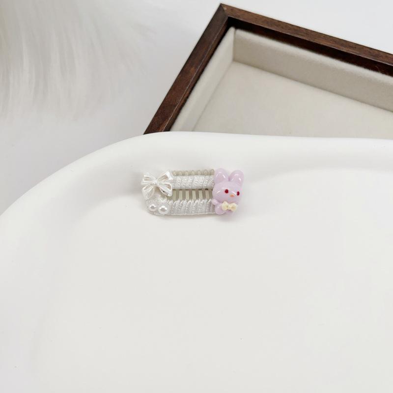 Exquisite Pet Hair Clip with Bow and Pearl for Maltese Dogs and Cats 2.3cm (Stainless Steel Clip) фиолетовый
Exquisite Pet Hair Clip with Bow and Pearl for Maltese Dogs and Cats 2.3cm (Stainless Steel Clip) фиолетовый