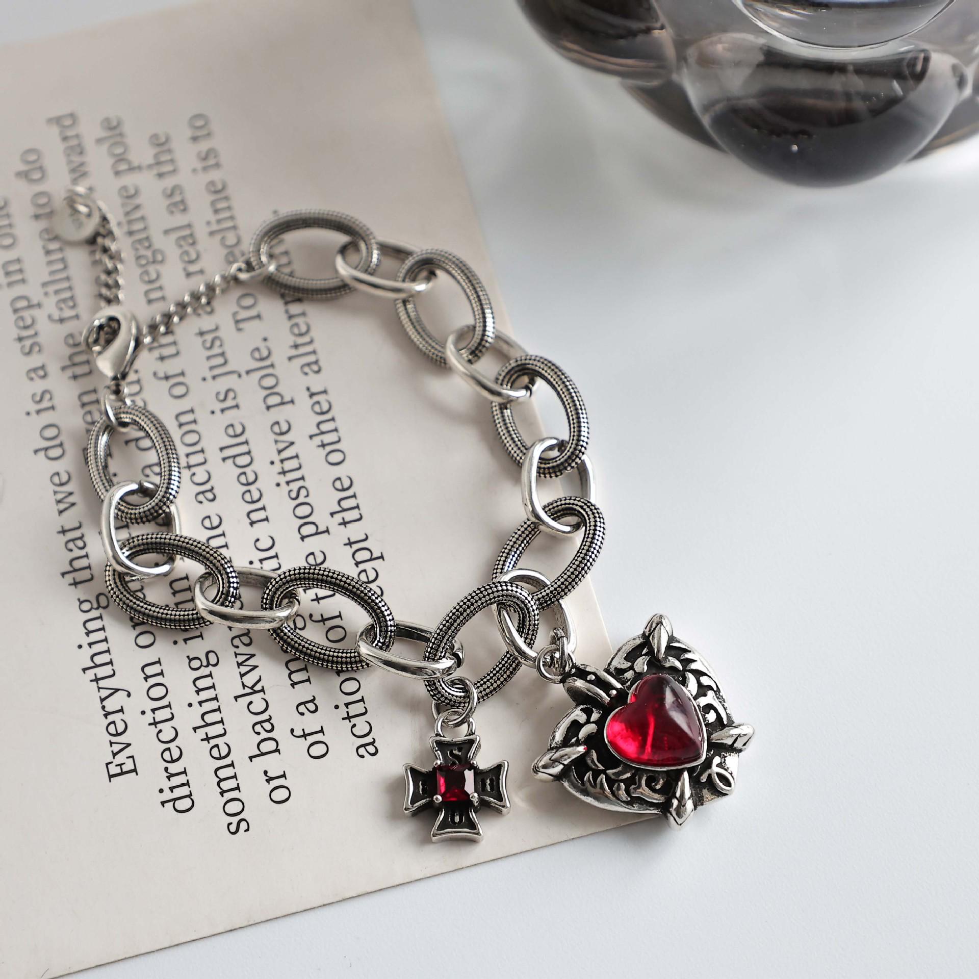 2025 Ожерелье из циркона и набор браслетов нишевого дизайна для женщин, не тускнеющее серебро поверх меди, ювелирные изделия высокого класса, легкая роскошь
2025 Ожерелье из циркона и набор браслетов нишевого дизайна для женщин, не тускнеющее серебро поверх меди, ювелирные изделия высокого класса, легкая роскошь