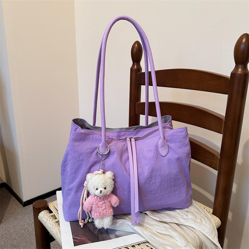 Large Capacity Nylon Tote Bag Women Waterproof Lightweight Shoulder Bag Multi Compartment Casual Contrast Color Commuter Handbag
Large Capacity Nylon Tote Bag Women Waterproof Lightweight Shoulder Bag Multi Compartment Casual Contrast Color Commuter Handbag