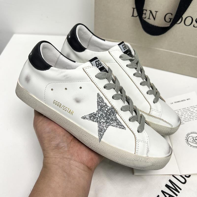 Dirty little white shoes, new leather star height increase couple flat casual little dirty shoes women 43
Dirty little white shoes, new leather star height increase couple flat casual little dirty shoes women 43