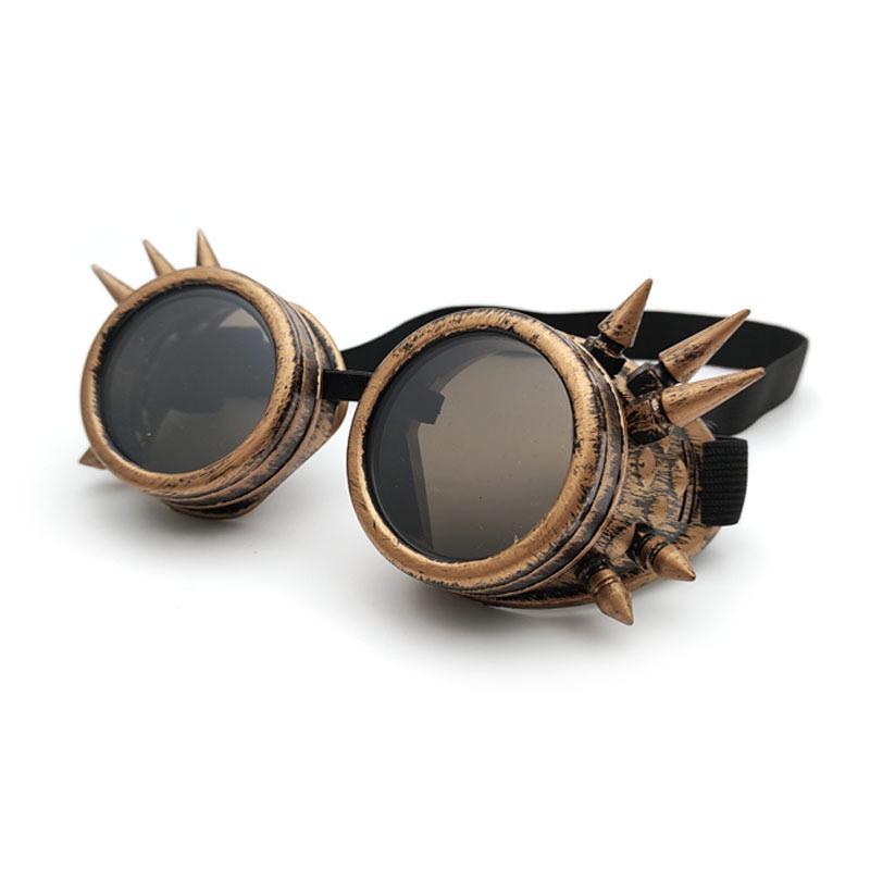 Vintage Steampunk Glasses Heavy Metal Driver Goggles Eclipse Lenses Adult Gothic Style Helmets Cosplay Halloween Decorations
Vintage Steampunk Glasses Heavy Metal Driver Goggles Eclipse Lenses Adult Gothic Style Helmets Cosplay Halloween Decorations