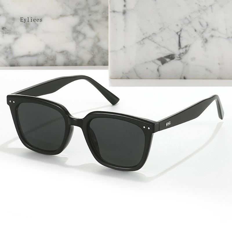 New European And American Style Half-frame Metal Sunglasses Fashion Slim Women s Sunglasses Anti-uv Glasses Outdoor Large Frame
New European And American Style Half-frame Metal Sunglasses Fashion Slim Women s Sunglasses Anti-uv Glasses Outdoor Large Frame