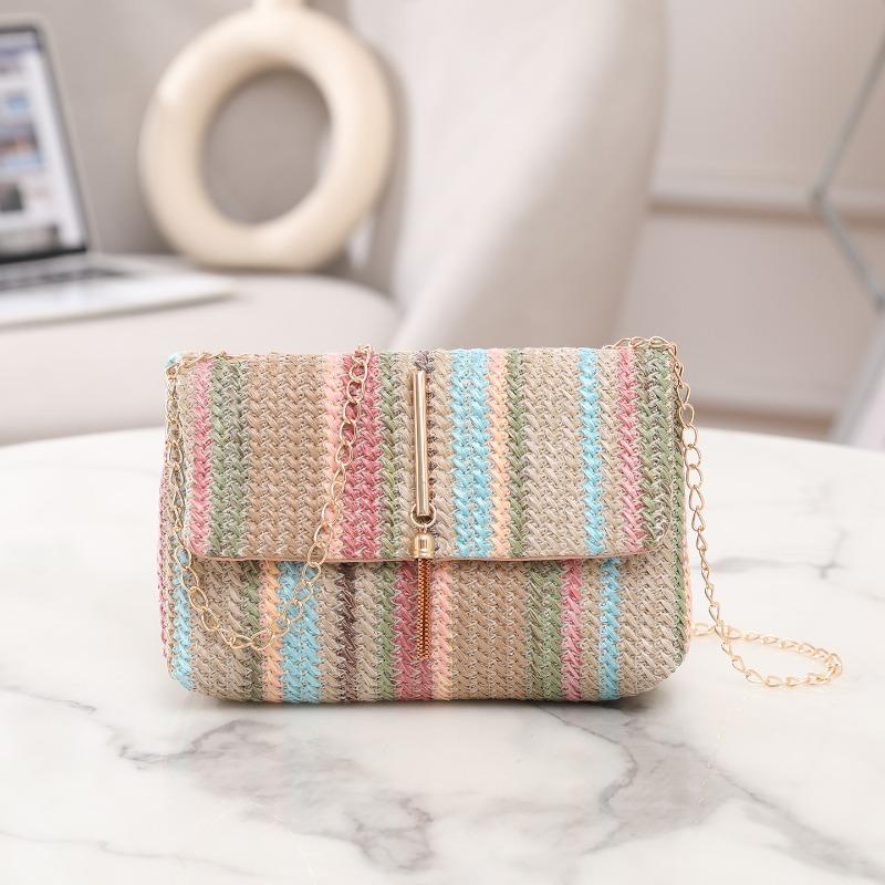 Summer new straw bag female explosion simple fashion rainbow shoulder bag woven bag beach bag 24cm*9cm*17cm
Summer new straw bag female explosion simple fashion rainbow shoulder bag woven bag beach bag 24cm*9cm*17cm