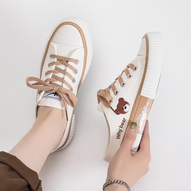 Летние парусиновые полуботинки женские универсальные модные ленивые туфли студенческие без каблука на одной педали повседневные кеды 35 белый
Летние парусиновые полуботинки женские универсальные модные ленивые туфли студенческие без каблука на одной педали повседневные кеды 35 белый