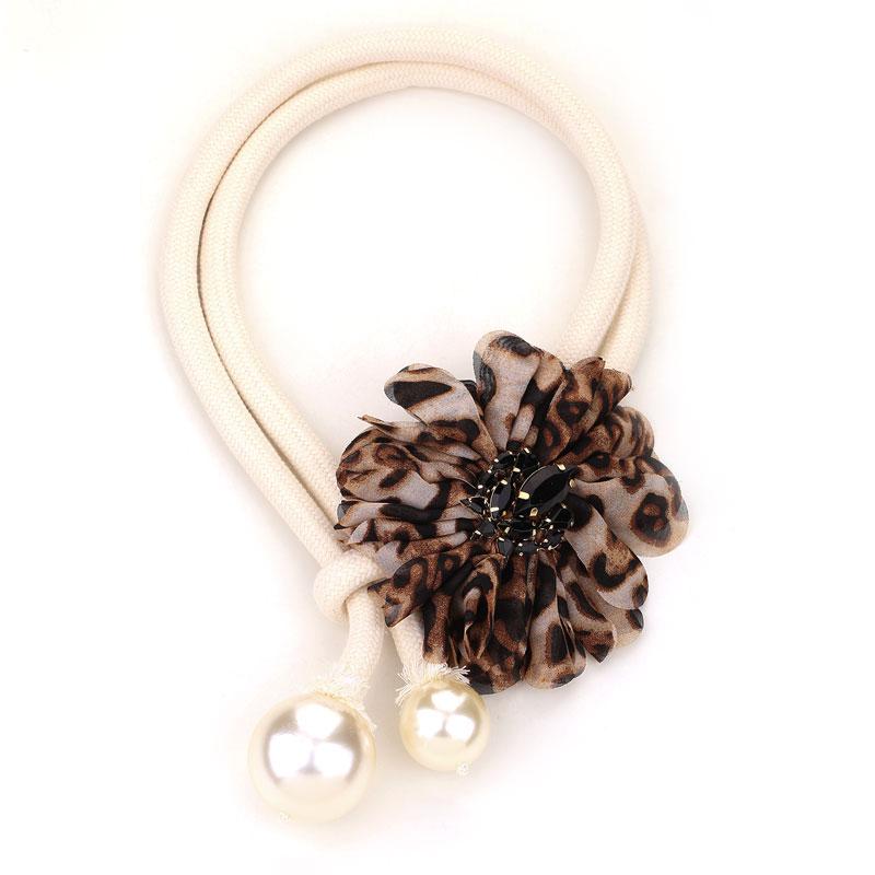 Fashion Statement Pearls&Fruits Necklace for Women Trendy Wedding Party Jewelry
Fashion Statement Pearls&Fruits Necklace for Women Trendy Wedding Party Jewelry