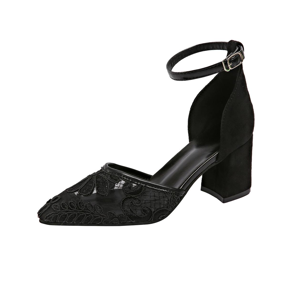 Кружевные босоножки на толстом каблуке, французские классные тапочки, новинка 2025 года, сетчатые дышащие босоножки на высоком каблуке, женская обувь большого размера 35 чёрный
Кружевные босоножки на толстом каблуке, французские классные тапочки, новинка 2025 года, сетчатые дышащие босоножки на высоком каблуке, женская обувь большого размера 35 чёрный