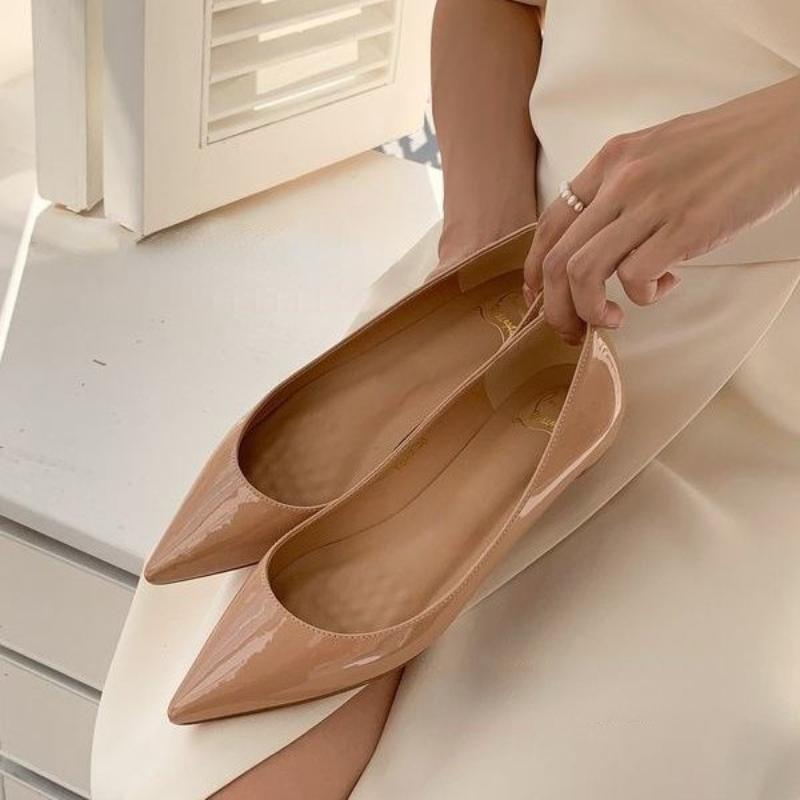 Женская обувь Кожаная обувь 2024 Осень Новая мода Острый носок Неглубокий низкий каблук Туфли Мэри Джейн для женщин Элегантный одинарный ботинок 34
Женская обувь Кожаная обувь 2024 Осень Новая мода Острый носок Неглубокий низкий каблук Туфли Мэри Джейн для женщин Элегантный одинарный ботинок 34