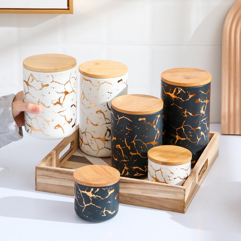 Modern Gold Plated Marbled Ceramic Jar with Wood Lid Kitchen Spice Grain Tank Candy Nut Tank Sealed Storage Jar Gift Home Decor
Modern Gold Plated Marbled Ceramic Jar with Wood Lid Kitchen Spice Grain Tank Candy Nut Tank Sealed Storage Jar Gift Home Decor