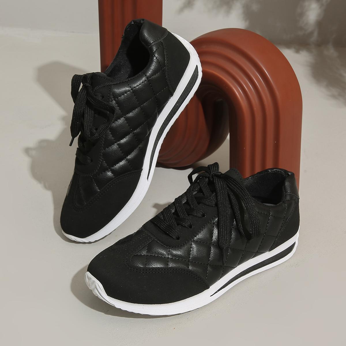 Women Causal Sneakers Trendy Lightweight Casual Sports Women Fashion Shoes Grid Patterned Versatile Comfortable Rubber Sole 43 чорний
Women Causal Sneakers Trendy Lightweight Casual Sports Women Fashion Shoes Grid Patterned Versatile Comfortable Rubber Sole 43 чорний
