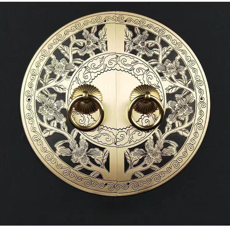 Chinese Antique Copper Cabinet Handle Shoees Wardrobe Door Brass Retro Furniture Knob Engraved Round Handles Door Decoration diameter 110mm
Chinese Antique Copper Cabinet Handle Shoees Wardrobe Door Brass Retro Furniture Knob Engraved Round Handles Door Decoration diameter 110mm