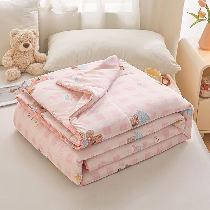 Grace Antibacterial Cool-Touch Summer Quilt
Grace Antibacterial Cool-Touch Summer Quilt