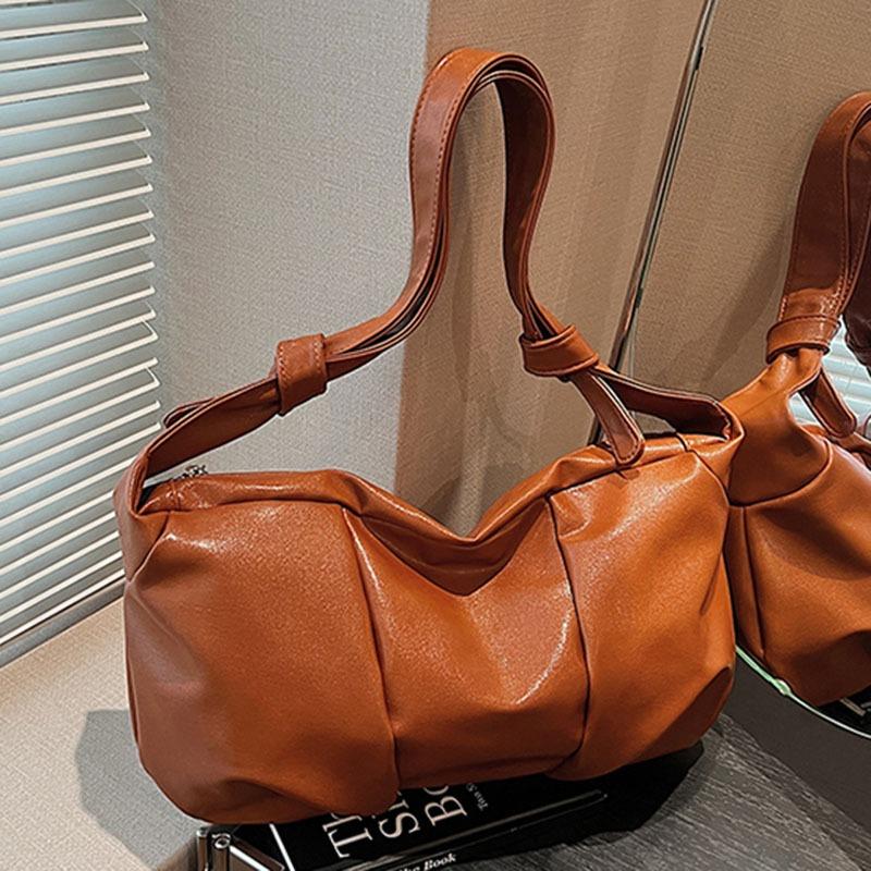 New fashion women s casual versatile simple women s shoulder bag niche design lazy style soft leather messenger bag
New fashion women s casual versatile simple women s shoulder bag niche design lazy style soft leather messenger bag