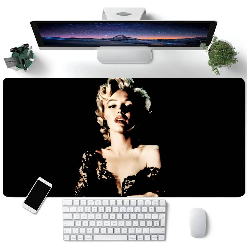 M-Marilyn Monroe Mousepad Large Keyboard Desk Mat Gaming Mouse Pad LockEdge Non-slip Mat LE600x300x2mm
M-Marilyn Monroe Mousepad Large Keyboard Desk Mat Gaming Mouse Pad LockEdge Non-slip Mat LE600x300x2mm