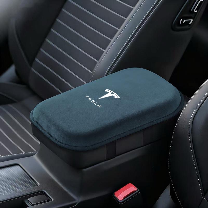 Comfortable Car Armrest Pad For Tesla Model 3 Model S Model X Model Y High-Density Sponge Center Console Protector Accessories синій
Comfortable Car Armrest Pad For Tesla Model 3 Model S Model X Model Y High-Density Sponge Center Console Protector Accessories синій