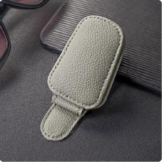 1PC Car Sun Visor Glasses Clips Interior Eyeglasses Storage Holder Compact Storage For HONDA CRV Accord Civic Fit Odyssey сірий колір
1PC Car Sun Visor Glasses Clips Interior Eyeglasses Storage Holder Compact Storage For HONDA CRV Accord Civic Fit Odyssey сірий колір