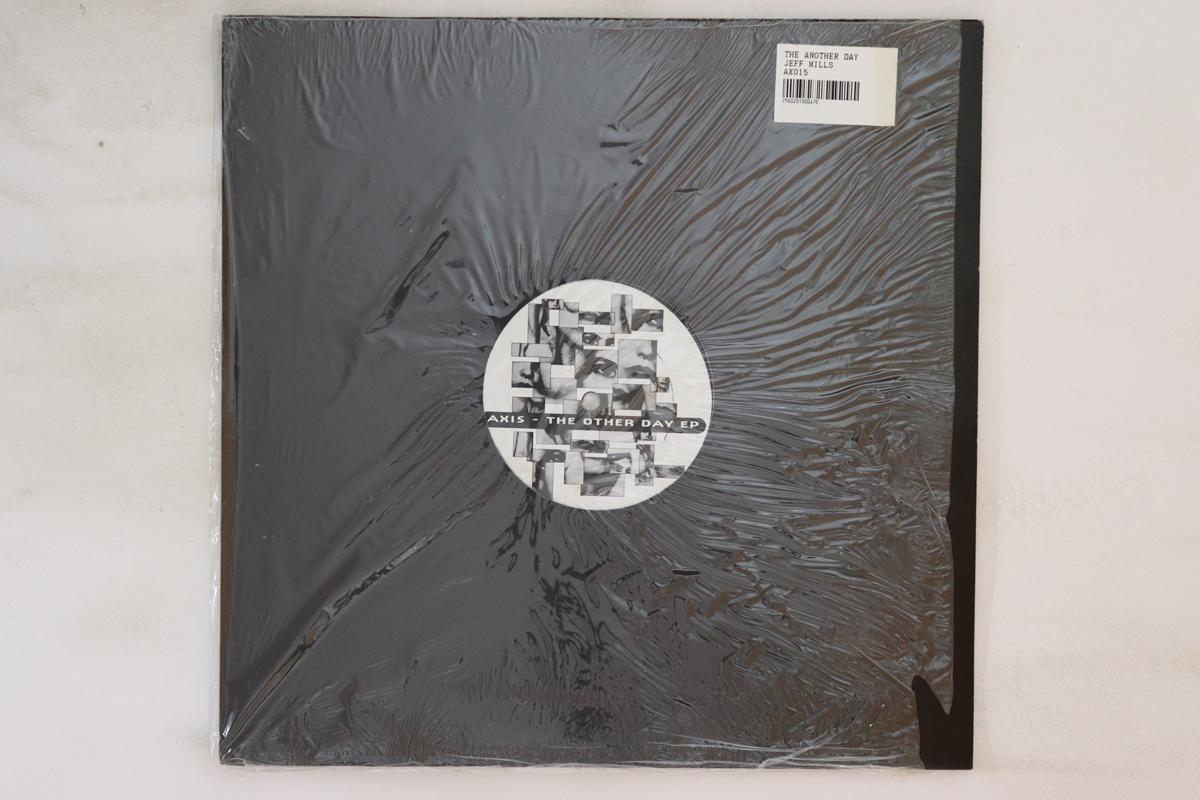 12inch Record JEFF MILLS - The Other Day EP AX015 Axis 1996 US Dance & Electronica Used
12inch Record JEFF MILLS - The Other Day EP AX015 Axis 1996 US Dance & Electronica Used