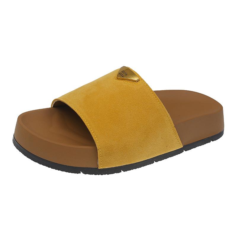 Крутые шлепанцы на толстой подошве для женской летней уличной обуви, новые, из матовой кожи против вельвета, на среднем каблуке, модные, пляжные, бокен, шлепанцы с одним ремешком 40
Крутые шлепанцы на толстой подошве для женской летней уличной обуви, новые, из матовой кожи против вельвета, на среднем каблуке, модные, пляжные, бокен, шлепанцы с одним ремешком 40