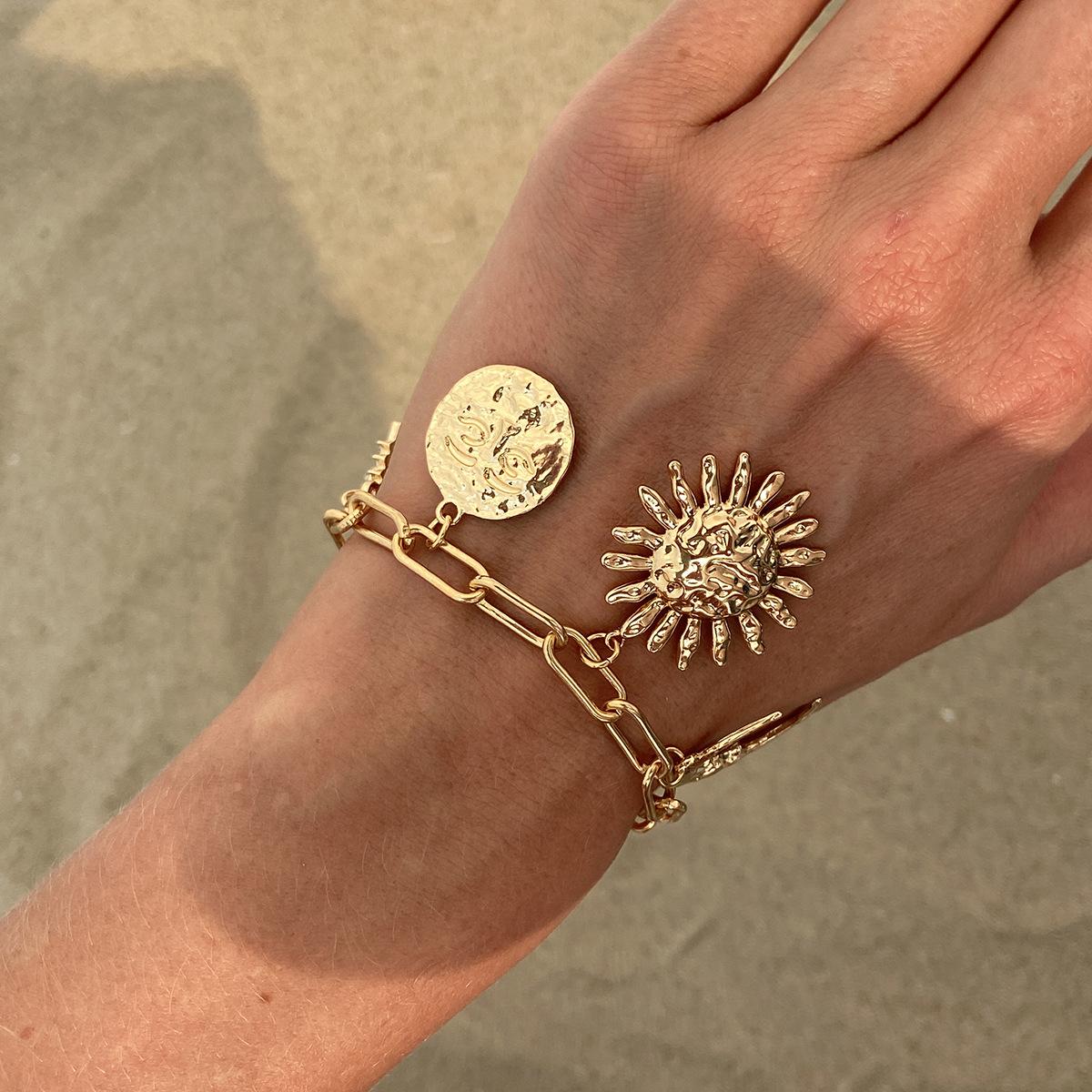 Аксессуары, Персонализированная двойная цепочка-ожерелье, Ретро рельефный портрет, Подвеска в виде полумесяца, Ожерелье с кисточкой женское
Аксессуары, Персонализированная двойная цепочка-ожерелье, Ретро рельефный портрет, Подвеска в виде полумесяца, Ожерелье с кисточкой женское