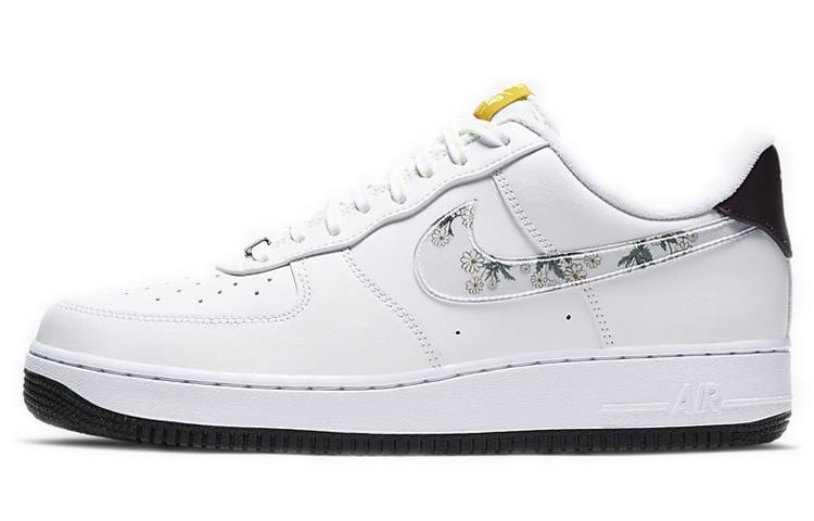 Nike Air Force 1 Low Daisy CW5571-100 40
Nike Air Force 1 Low Daisy CW5571-100 40