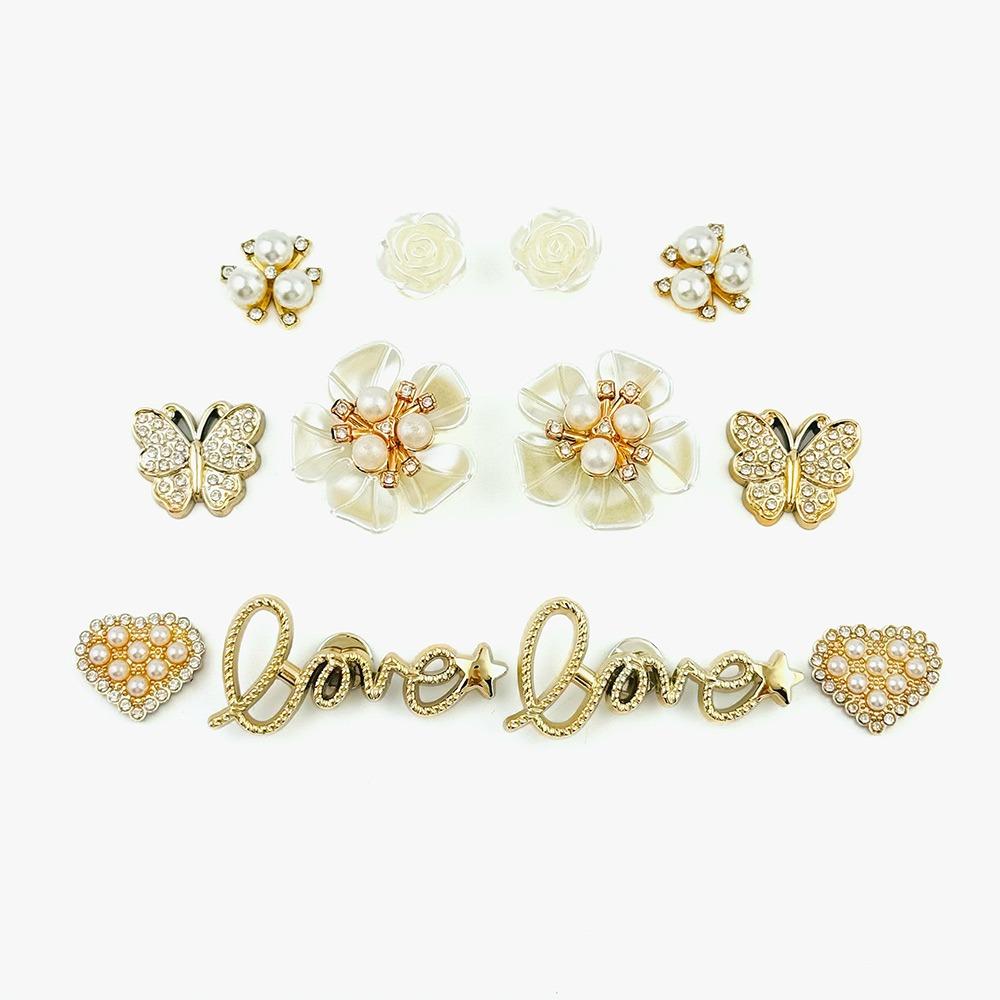 12PCS Shoe Charms Set Diamond Butterfly Flower Pearl Letter Shoe Decorations Buckle for Sandals Clogs DIY Accessories Gifts
12PCS Shoe Charms Set Diamond Butterfly Flower Pearl Letter Shoe Decorations Buckle for Sandals Clogs DIY Accessories Gifts