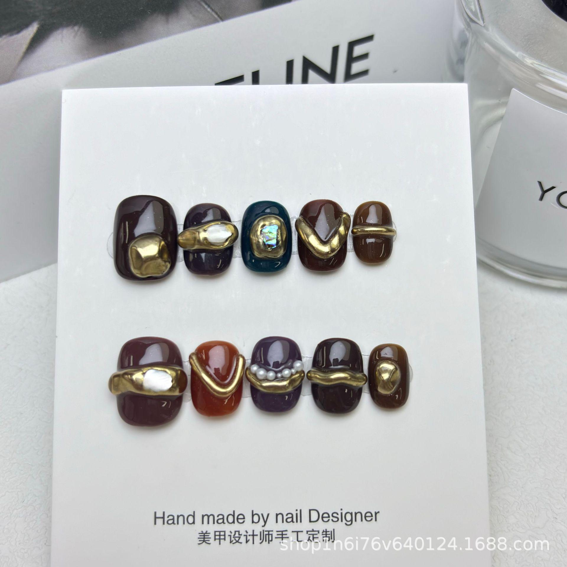 **Gold Mine Amber Wearable Nail Patches: Handmade Autumn & Winter Style False Nails** Large
**Gold Mine Amber Wearable Nail Patches: Handmade Autumn & Winter Style False Nails** Large