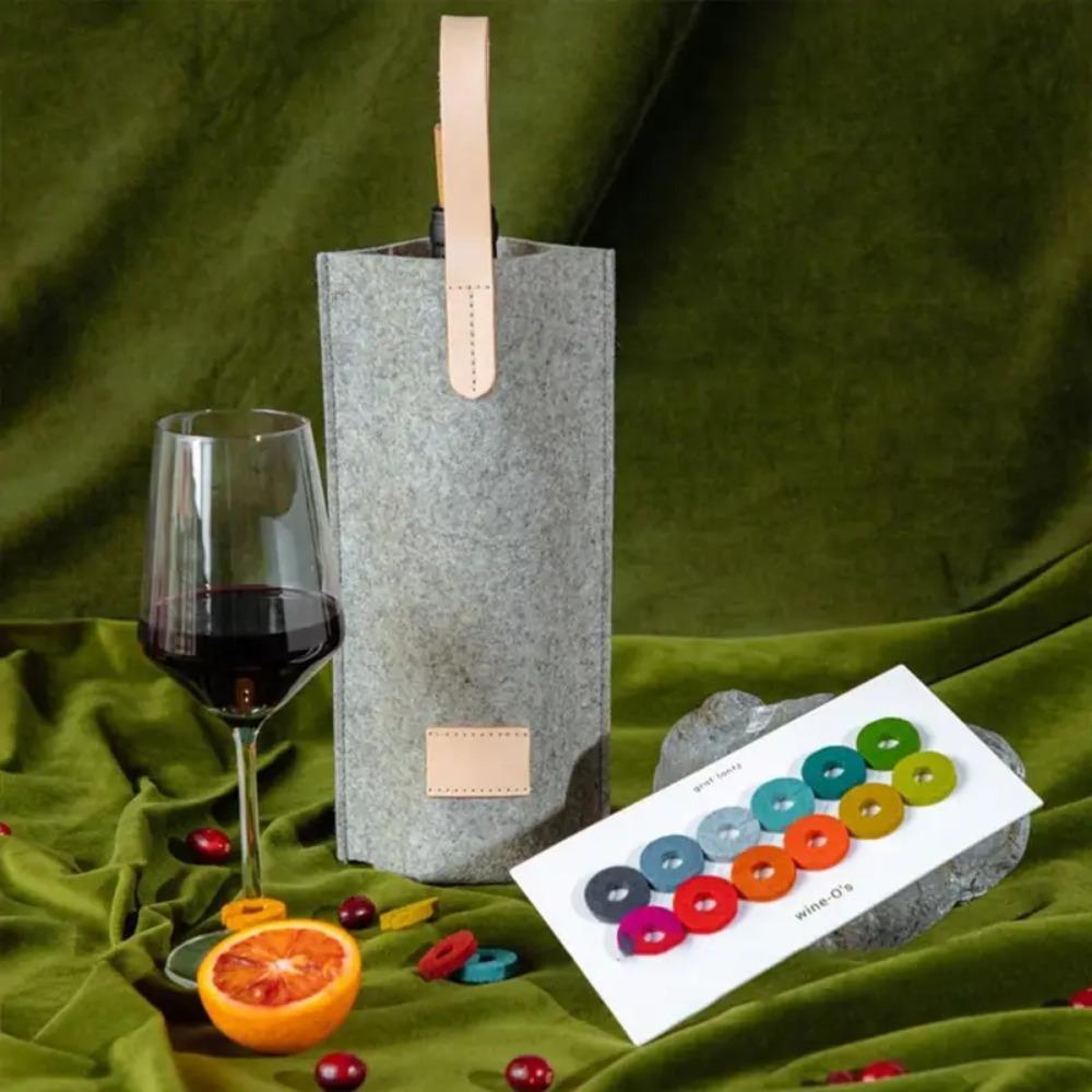 Protable Felt Wine Bag Simple Wine Handbag Red Wine Accessories Insulated Tote Wine Bag Wedding червоний
Protable Felt Wine Bag Simple Wine Handbag Red Wine Accessories Insulated Tote Wine Bag Wedding червоний