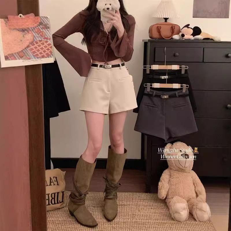 2025 Spring/Autumn High-Waist Gray A-line Shorts - Slimming, Casual, High-End Suit Style M
2025 Spring/Autumn High-Waist Gray A-line Shorts - Slimming, Casual, High-End Suit Style M