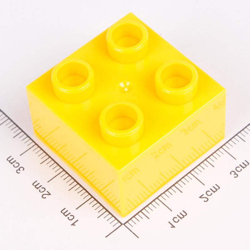 12pcs DIY Large Building Block Brick 2X2 Bricks Big Size Bricks Toys For Educational Children Kids Gifts
12pcs DIY Large Building Block Brick 2X2 Bricks Big Size Bricks Toys For Educational Children Kids Gifts