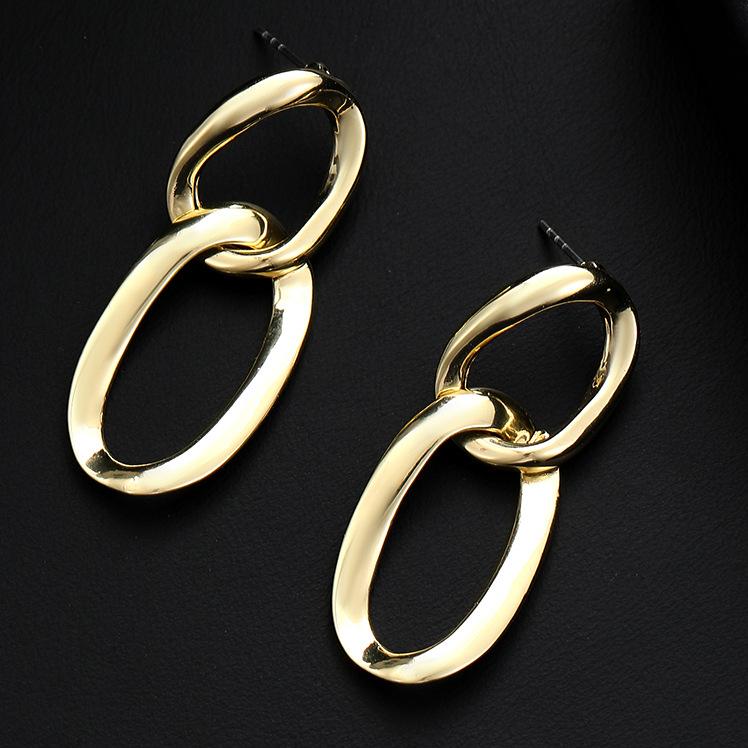 Серьги-пусеты с двойным кольцом, персонализированная мода и сплав для защиты окружающей среды, геометрические серьги-пусеты с холодным ветром, женские
Серьги-пусеты с двойным кольцом, персонализированная мода и сплав для защиты окружающей среды, геометрические серьги-пусеты с холодным ветром, женские