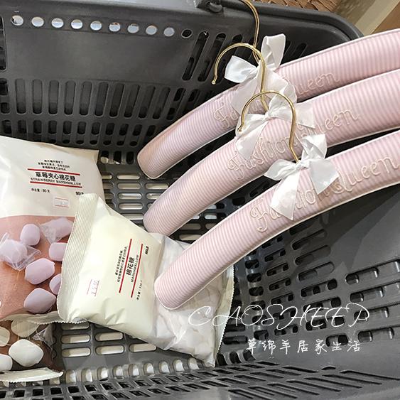 Вешалка для взрослых, 39 см, ручная работа, цветная вышивка, винтажная губка, бесшовная, розовая, нескользящая, для домашнего гардероба, 1 шт. 5pcs
Вешалка для взрослых, 39 см, ручная работа, цветная вышивка, винтажная губка, бесшовная, розовая, нескользящая, для домашнего гардероба, 1 шт. 5pcs