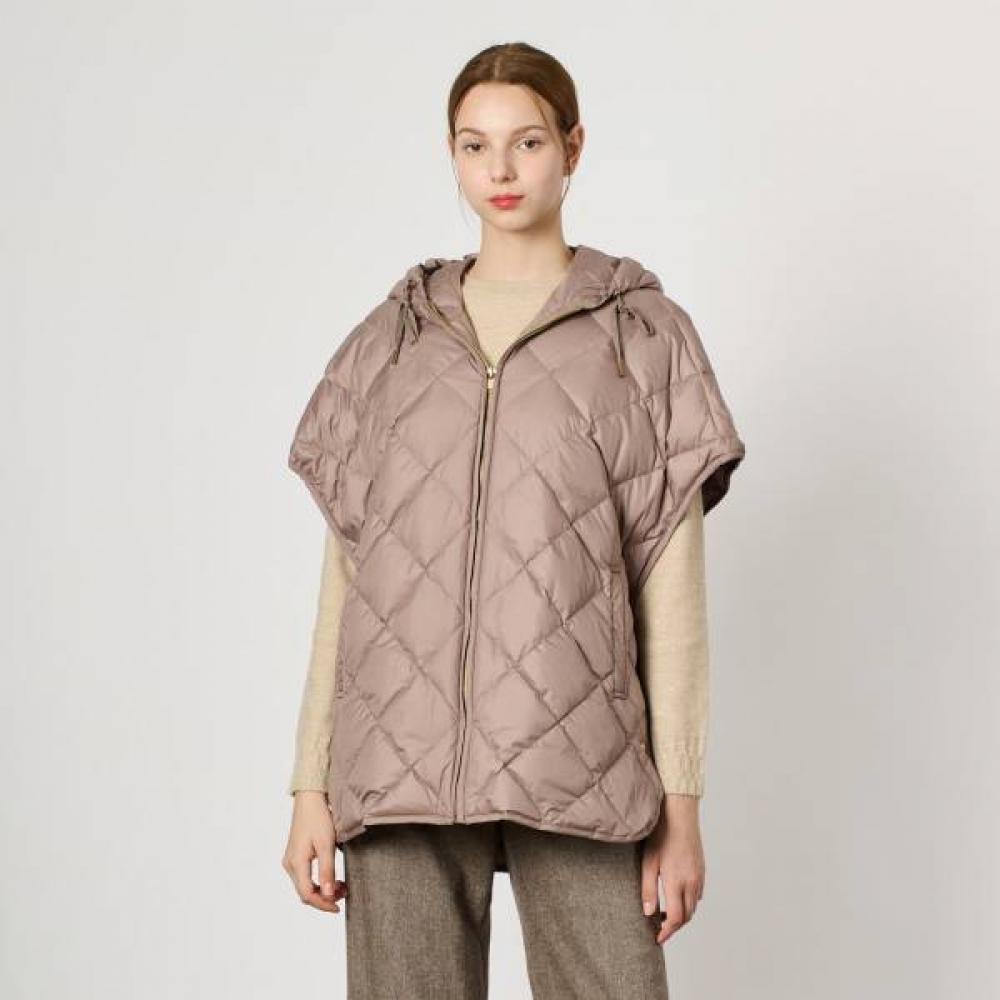 Bcbg Quilted Cape Goose Jumper B4waf510 Camel (80)/77
Bcbg Quilted Cape Goose Jumper B4waf510 Camel (80)/77