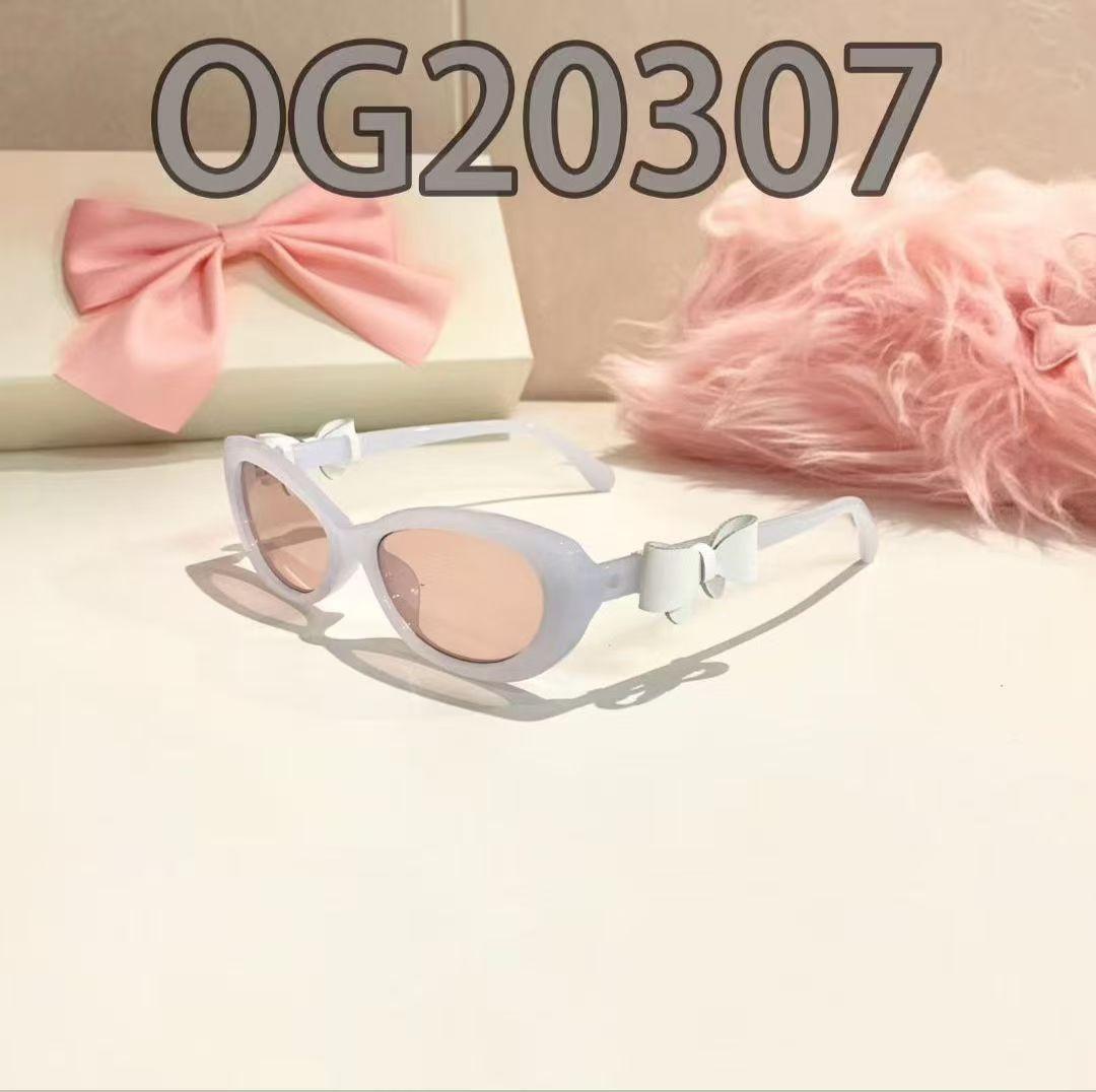 Cat Eye Shape Sunglasses Women Fashion Trendy UV Protection Sun Glasses Woman Holiday Travelling Female Sunglass
Cat Eye Shape Sunglasses Women Fashion Trendy UV Protection Sun Glasses Woman Holiday Travelling Female Sunglass