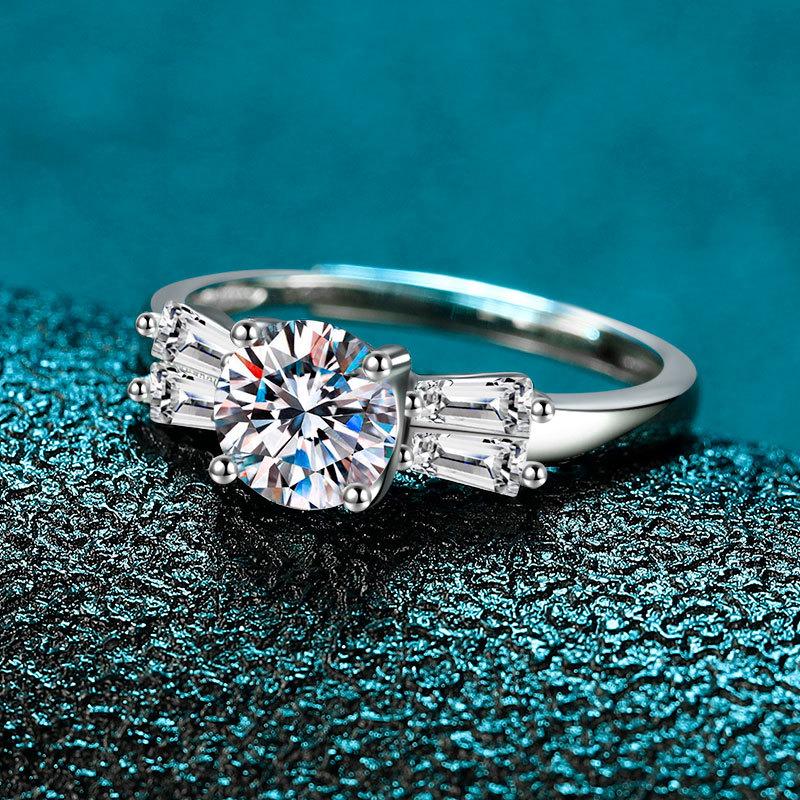 925 Sterling Silver High-End Dragonfly Wing Ring Women S Simple Super Flash T Square Diamond Open Ring Ring opening adjustable
925 Sterling Silver High-End Dragonfly Wing Ring Women S Simple Super Flash T Square Diamond Open Ring Ring opening adjustable