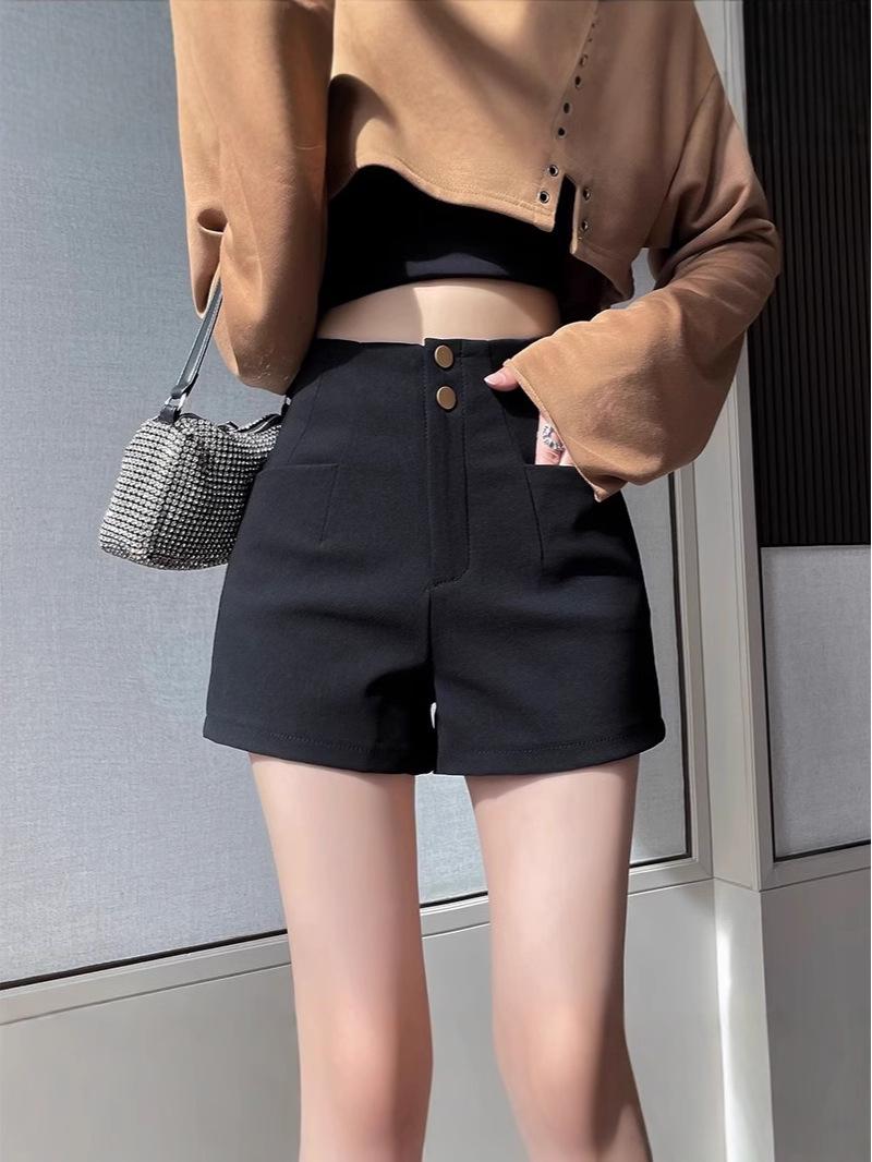 Women s High-Waisted Fleece-Lined Black A-Line Shorts for Autumn/Winter 2024 - Slimming Hot Pants Perfect with Boots. 4XL
Women s High-Waisted Fleece-Lined Black A-Line Shorts for Autumn/Winter 2024 - Slimming Hot Pants Perfect with Boots. 4XL