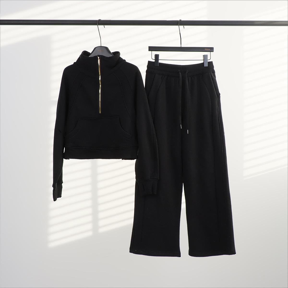 In-Stock Women s Fleece Hoodie & Sweatpants Set - Autumn/Winter Style, Stand Collar, Golden Warmth Sportswear L
In-Stock Women s Fleece Hoodie & Sweatpants Set - Autumn/Winter Style, Stand Collar, Golden Warmth Sportswear L
