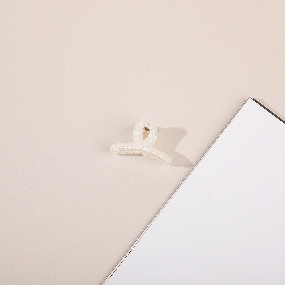 Белый Мини Жемчужный Коготь Для Волос Женщины Девочки Пластиковый Геометрический Цветок Краб Коготь Зажим Маленькие Шпильки Волосы Краб Для Девочек Инструменты Для Волос
Белый Мини Жемчужный Коготь Для Волос Женщины Девочки Пластиковый Геометрический Цветок Краб Коготь Зажим Маленькие Шпильки Волосы Краб Для Девочек Инструменты Для Волос