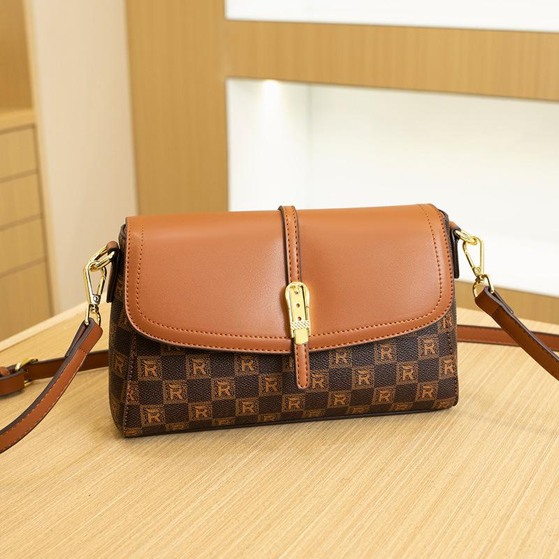 Fashionable Small Square Bag, A Versatile Single-shoulder Crossbody Women s Bag for Summer
Fashionable Small Square Bag, A Versatile Single-shoulder Crossbody Women s Bag for Summer