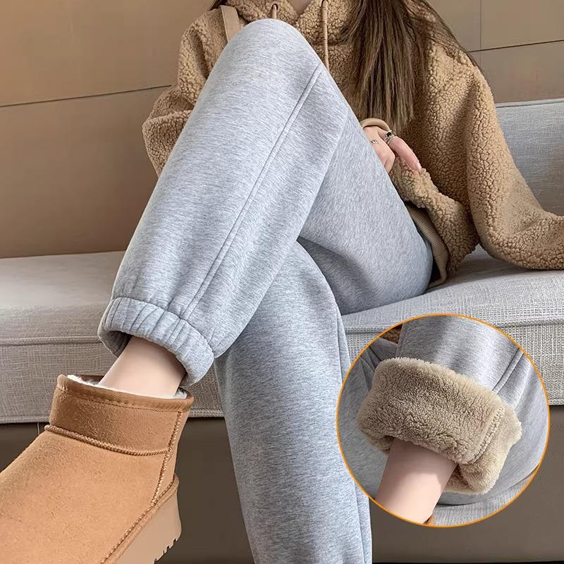 Women s High-Waist Fleece-Lined Cuffed Sweatpants - Thick Grey Joggers for Autumn/Winter 2024 M
Women s High-Waist Fleece-Lined Cuffed Sweatpants - Thick Grey Joggers for Autumn/Winter 2024 M