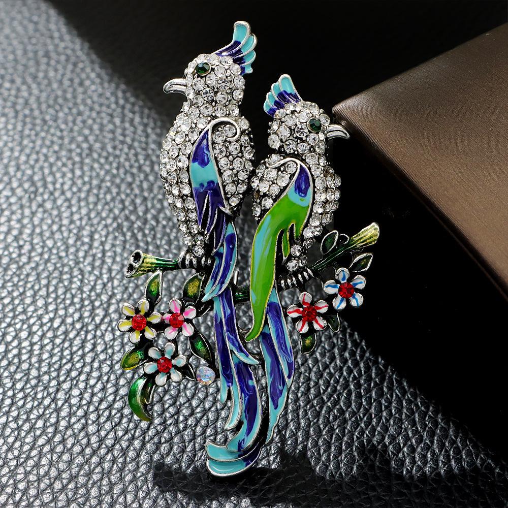 Брошь с бриллиантовой эмалью в виде птицы Феникс Павлин Зимняя одежда Универсальный корсаж Элегантный темперамент Соответствие серебро белый
Брошь с бриллиантовой эмалью в виде птицы Феникс Павлин Зимняя одежда Универсальный корсаж Элегантный темперамент Соответствие серебро белый