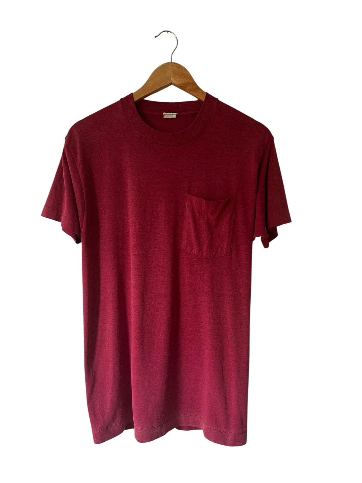 Vintage Fruit Of The Loom Blank Maroon T Shirt Men’s Medium Soft Paper Thin USA 2XL
Vintage Fruit Of The Loom Blank Maroon T Shirt Men’s Medium Soft Paper Thin USA 2XL