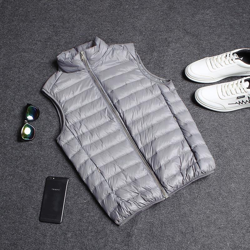 Мужской легкий теплый безрукавный жилет для осени и зимы 5XL серый
Мужской легкий теплый безрукавный жилет для осени и зимы 5XL серый